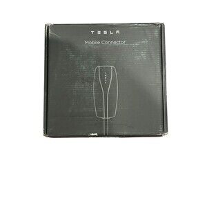 TESLA MOBILE CONNECTOR BUNDLE GEN 2 1763817-00-A Brand New